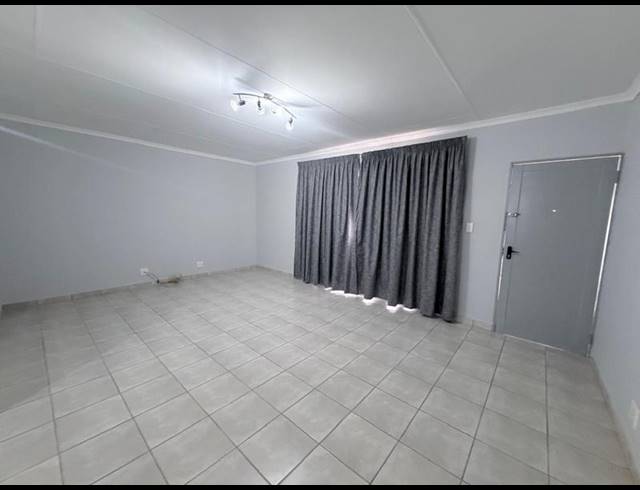 2 BEDROOM PROPERTY TO RENT IN SUNAIR PARK